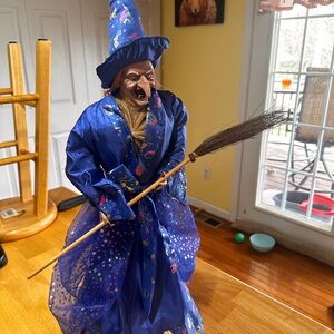 This is a vintage 30” umbrella Halloween decor